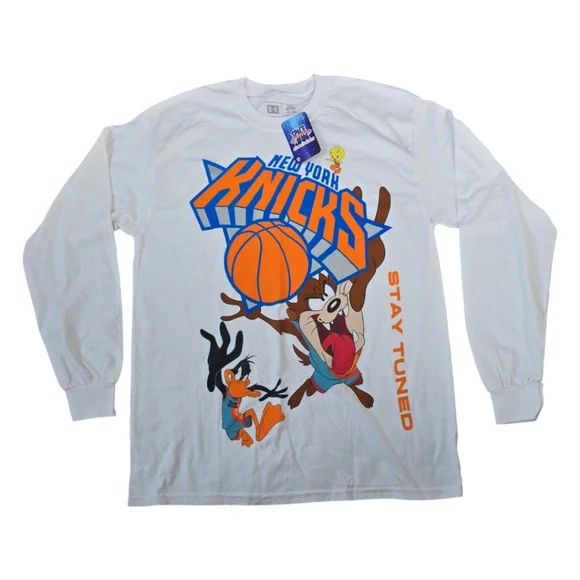 New York Knicks Stay Tuned Long Sleeve - Picture 2 of 4